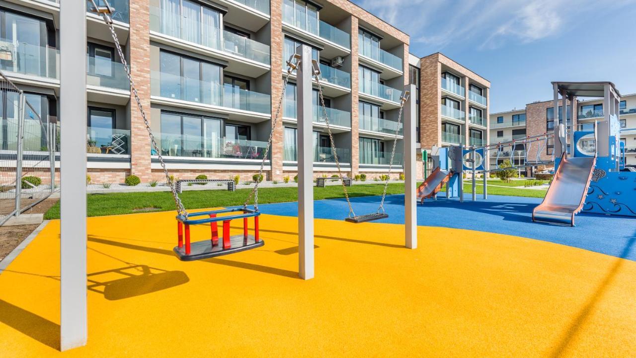 Apartament Zlota Perla Z Parkingiem 16 E Perlowa Przystan - Holiday City Kołobrzeg Exteriör bild